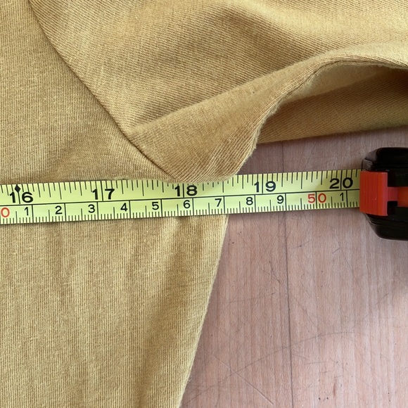 3/$20 Two modal Banana Republic t-shirts Medium - Picture 4 of 11